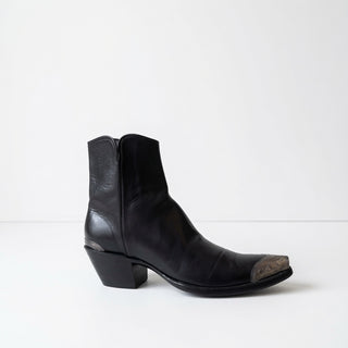 Black Ranch Hand Zorro with Silver Tips