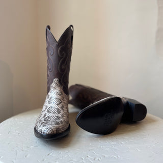 Anaconda Boot