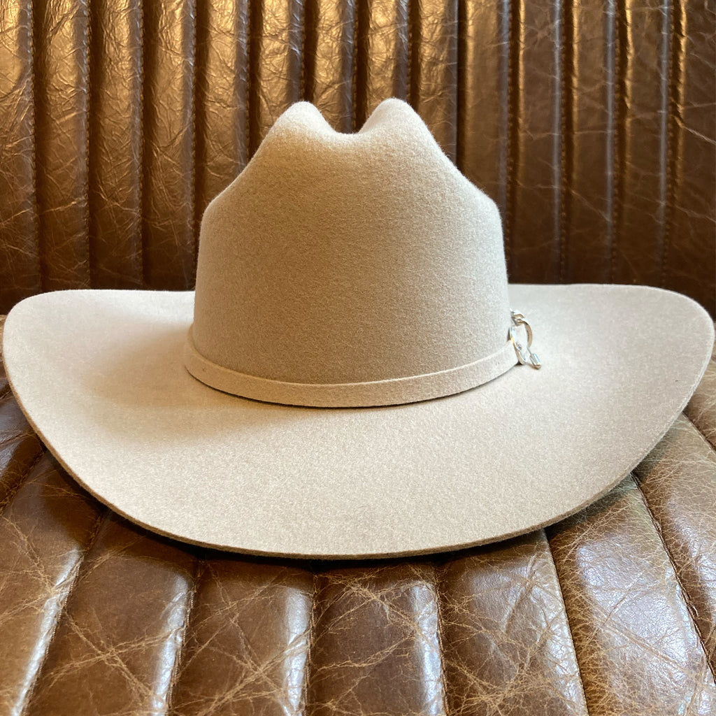 How to Clean a Straw Cowboy Hat – American Hat Makers