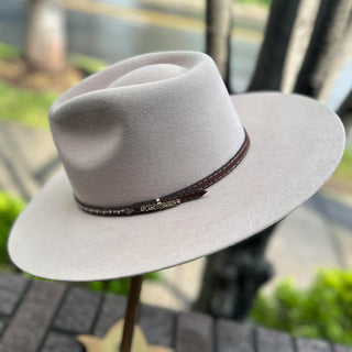 Teardrop Twist Flat Brim