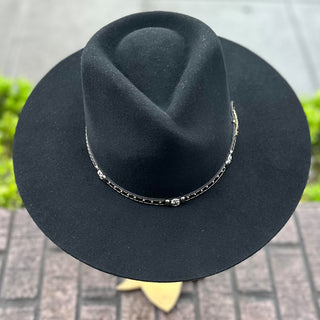 Teardrop Twist Flat Brim