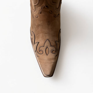 Tall Wingtip
